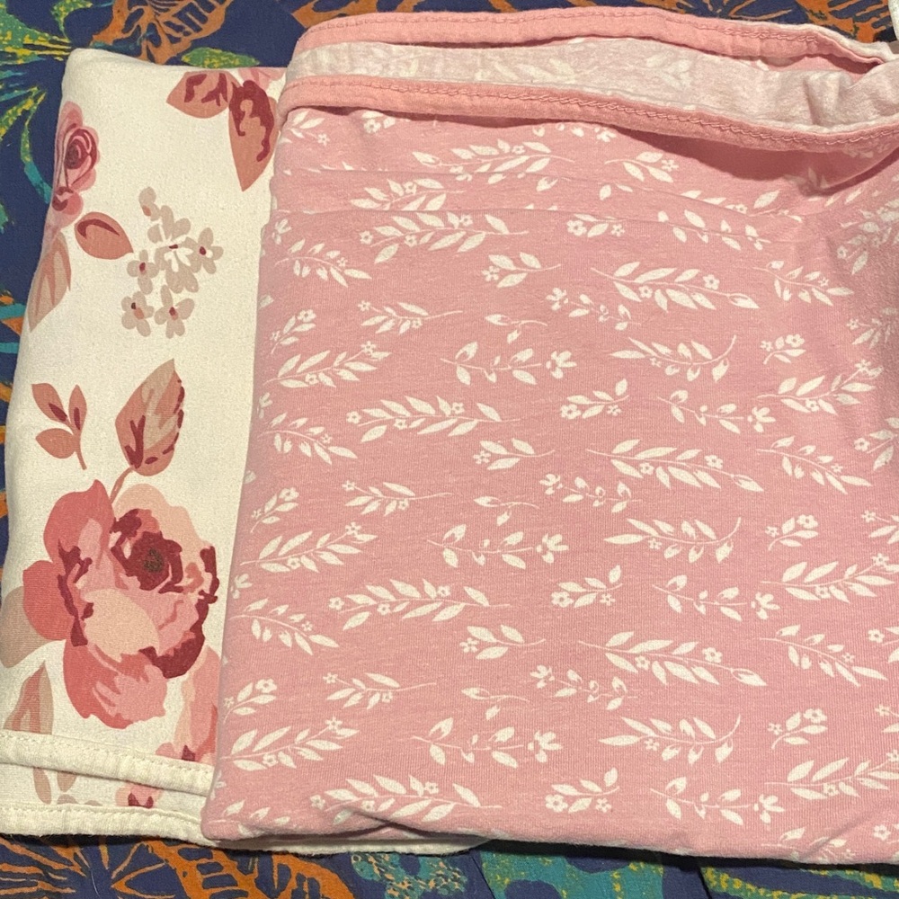 Gerber Pink and Cream Baby Swaddle Set